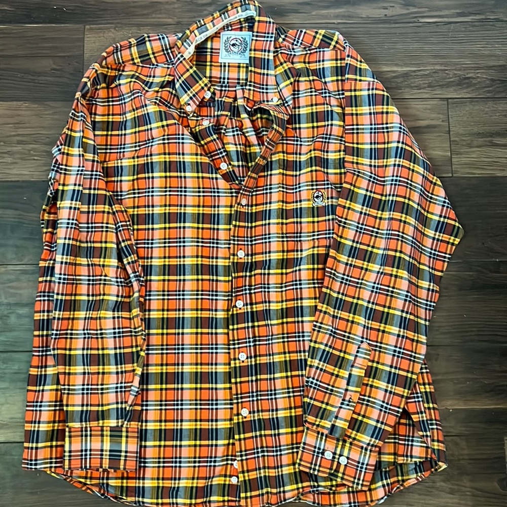 Cinch button down